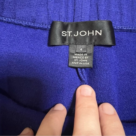 St. John Women’s Wool Blend High Rise Flared Cropped Blue Pants Sz 4 - Picture 5 of 5